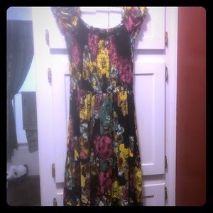 On/off shoulder frilly flower dress